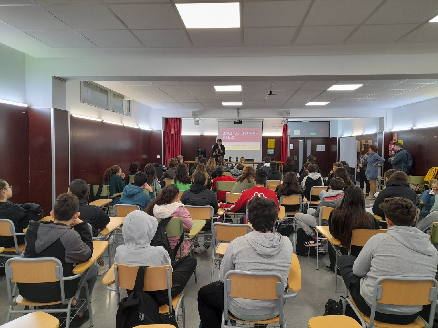 LA REGIDORIA D’EDUCACIÓ D’ONDARA, L’IES XEBIC I EL CEIP SANCHIS GUARNER ...