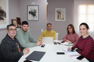 L’AJUNTAMENT D’ONDARA RESOL LES AJUDES AL TRANSPORT PER A ESTUDIANTS DEL CURS 2024/2025