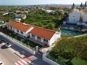 LES TREBALLADORES DE L’ESCOLETA INFANTIL MUNICIPAL TRASLLADEN AL PLE LES SEUES REIVINDICACIONS SOBRE EL SERVEI EDUCATIU
